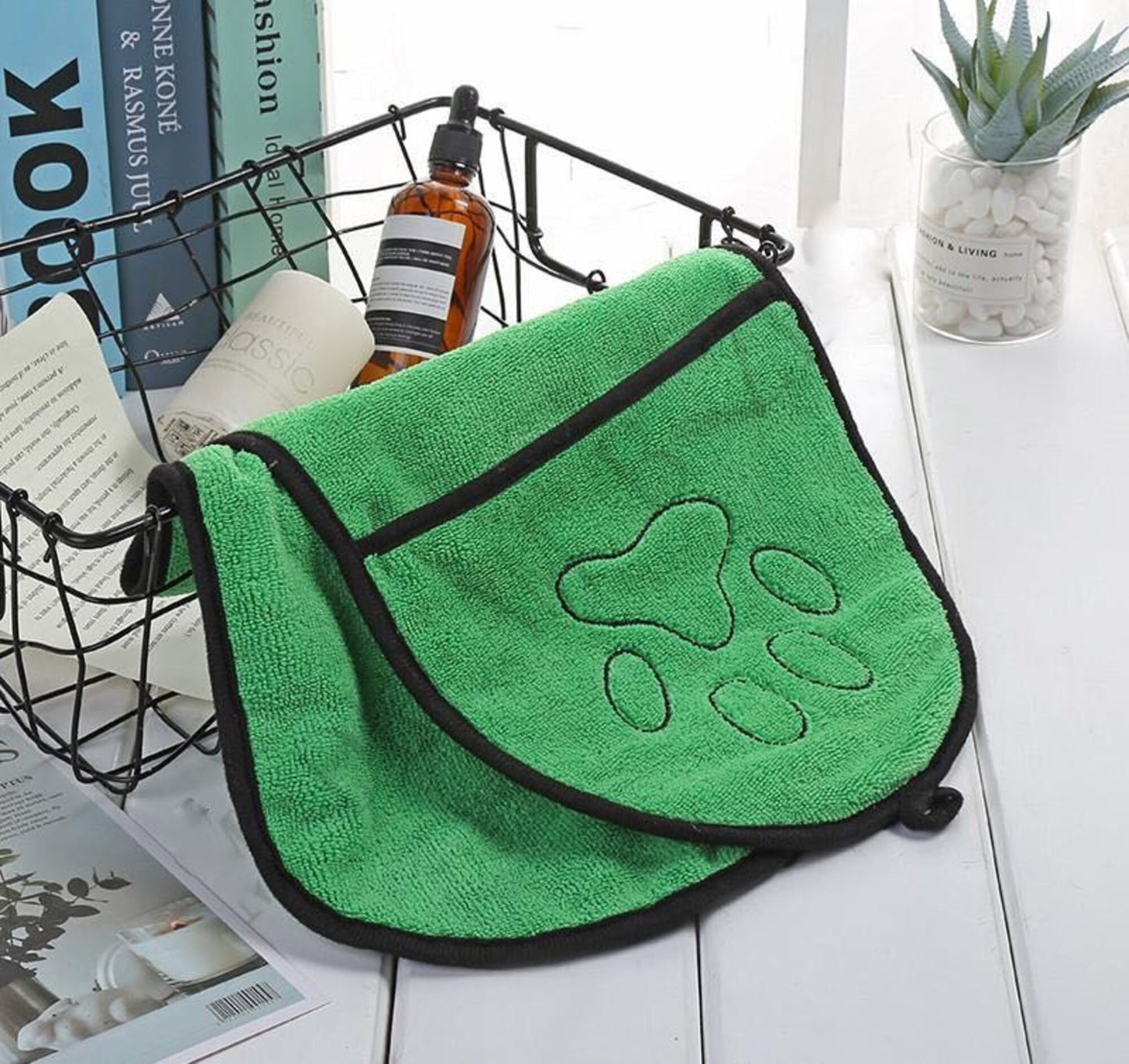 Ultra-Absorbent Dog Bath Towel Gloves – Double Pocket Design | Eco-Friendly & Machine Washable